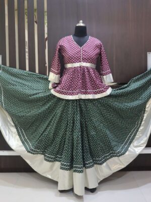 maroon green kediyu skirt