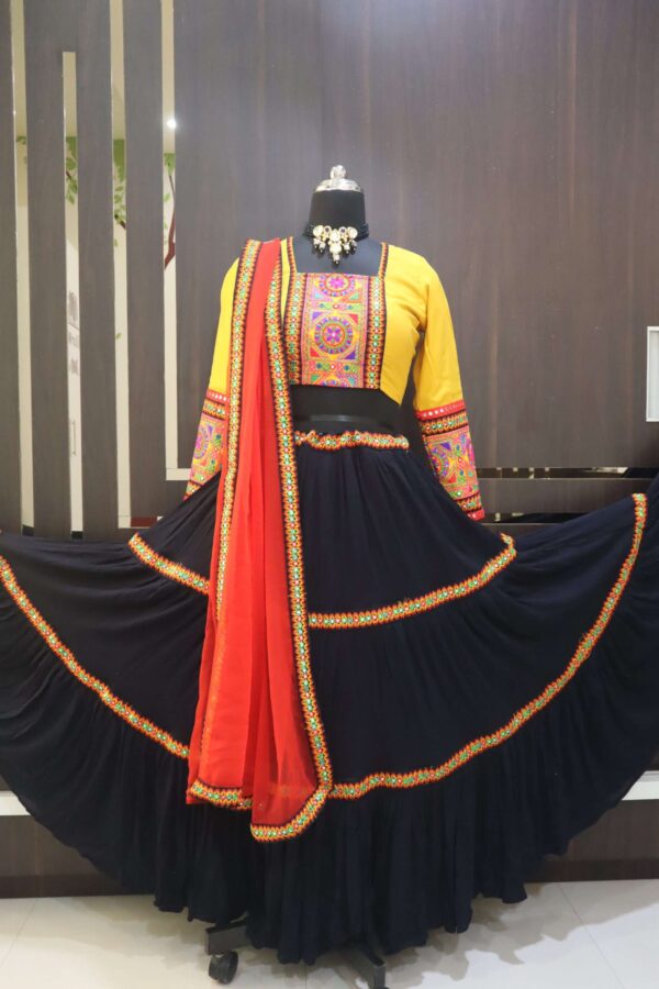 black lehenga