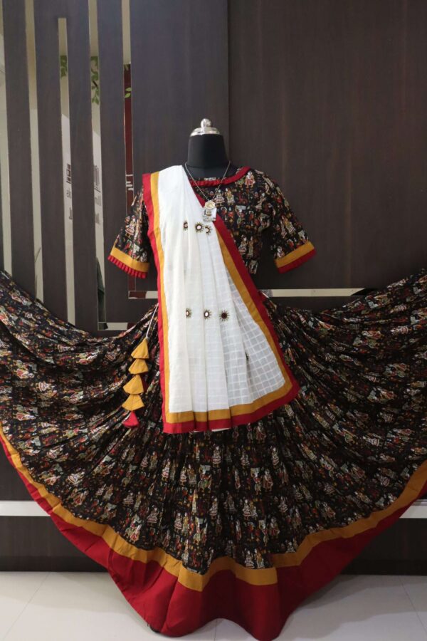 black chaniya choli