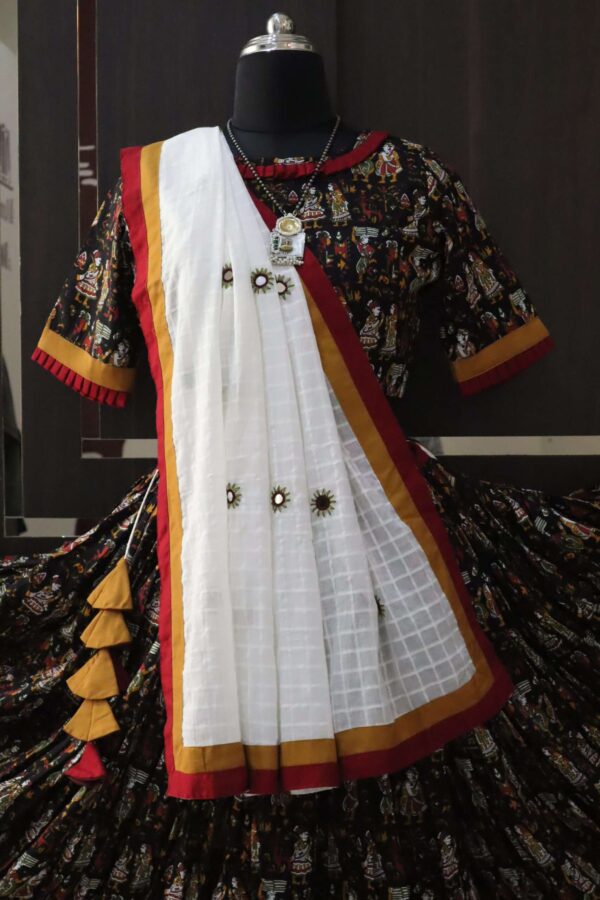 black chaniya choli